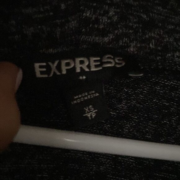 🆕 Express super soft sweater - Picture 2 of 5